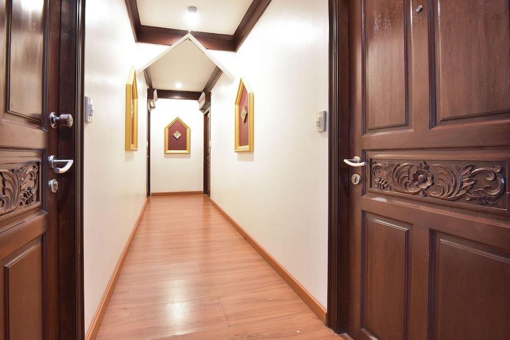 Отель Oyo 389 Sira Boutique 3*