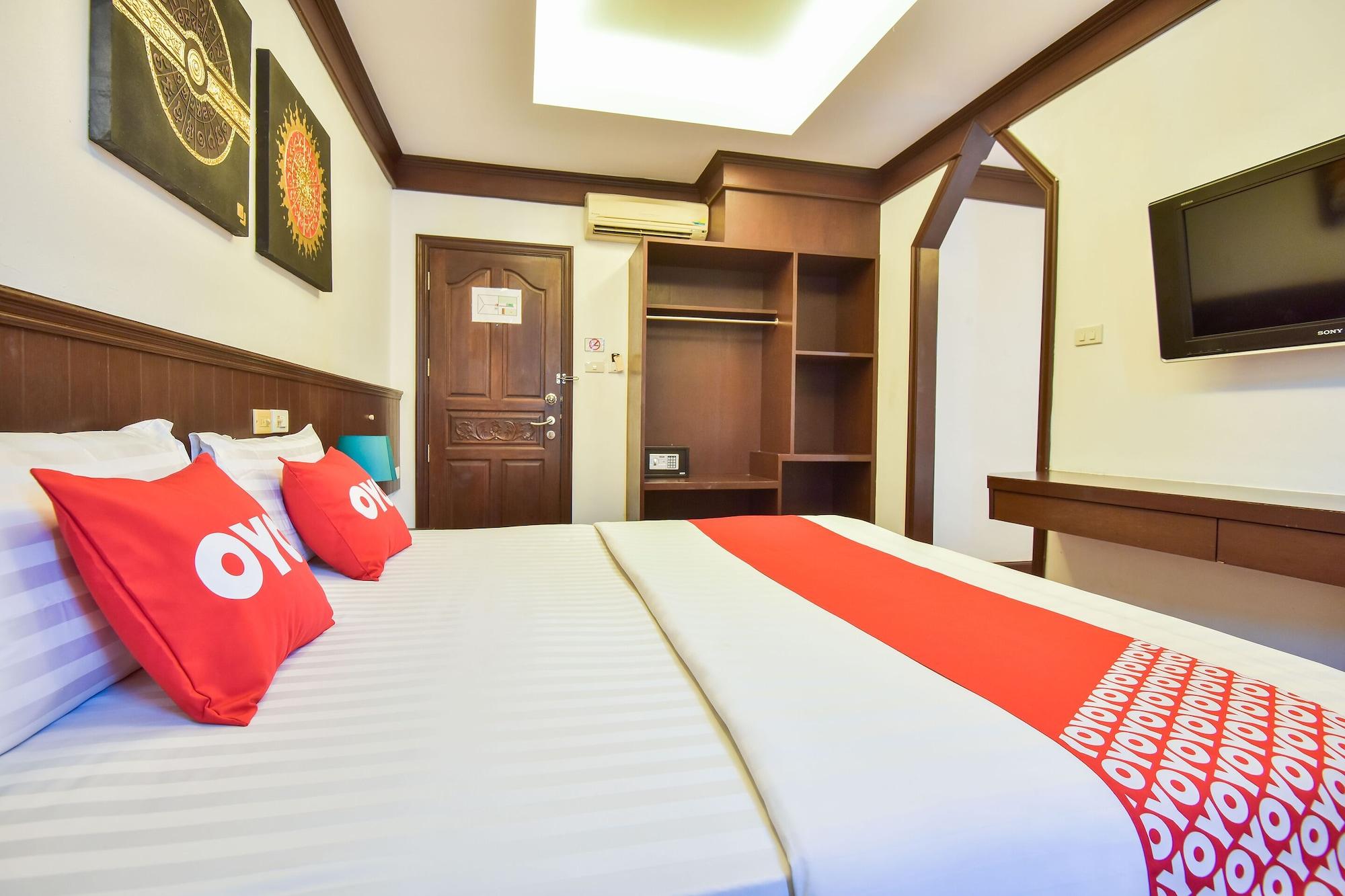 होटल Oyo 389 Sira Boutique 3*